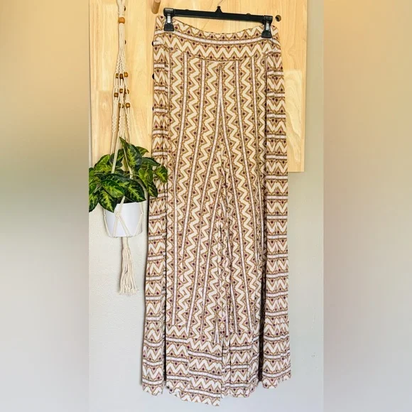 FARM RIO Anthropologie Cream and Brown Wide-Leg Pants Size Medium Petite - Picture 7 of 7